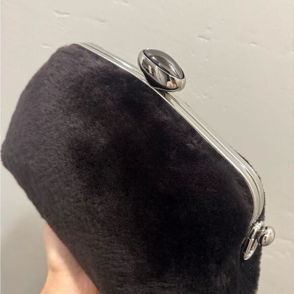 Real Shearling Leather Handmade Push Lock Frame Shoulder Bag, Crossbody - Picture 12 of 15